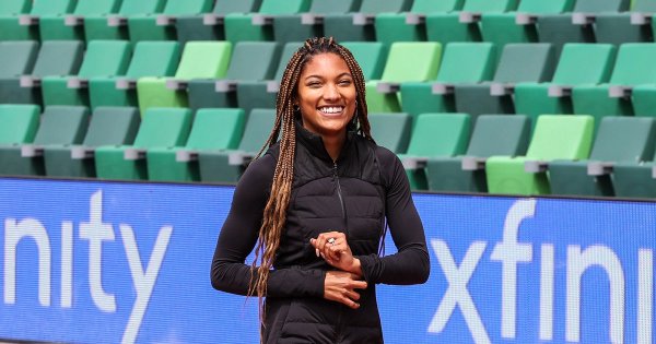 Tara Davis competing at the 2022 Prefontaine Classic.