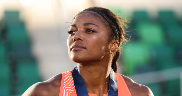 Gabby Thomas and Alexis Ohanian team up for the 776 Invitational. 